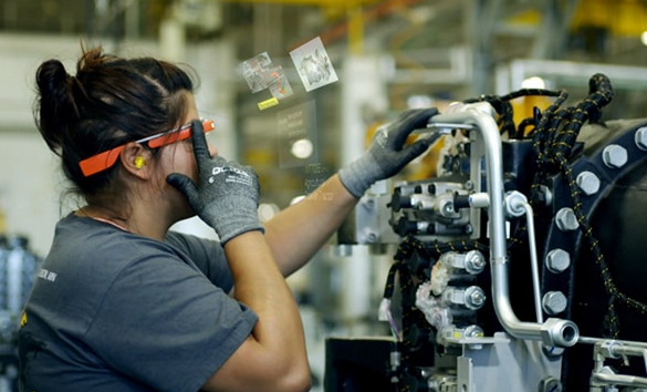 Virtual Reality Applications in Manufacturing